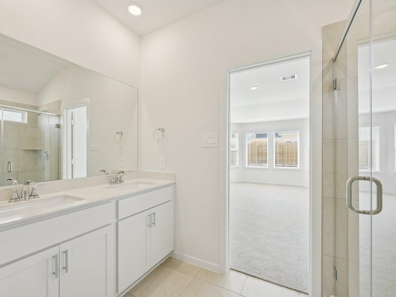 12504 Saint Thomas DR, Del Valle, TX 78617