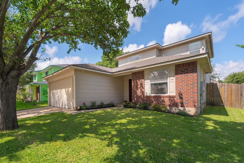 3003 Meadow LN, Taylor, TX 76574