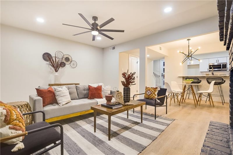 1308 Matthews LN #A, Austin, TX 78745