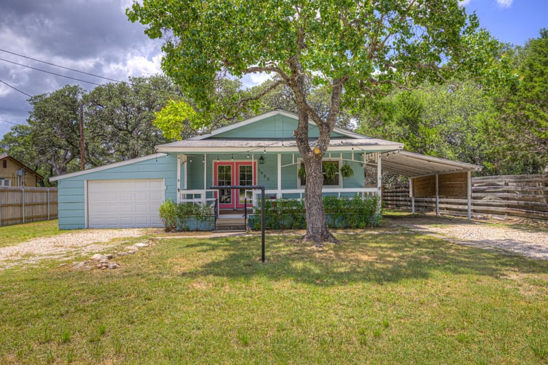 1685 Lakeview DR, Canyon Lake, TX 78133