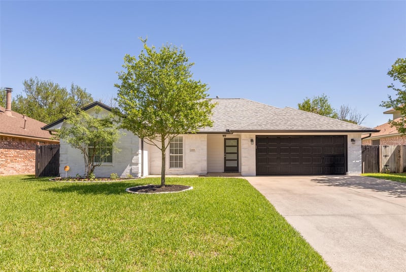 1306 Chesapeake CT, College Station, TX 77845