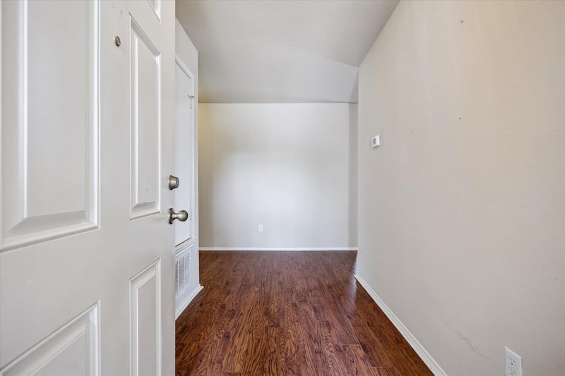 913 Remington DR, Leander, TX 78641
