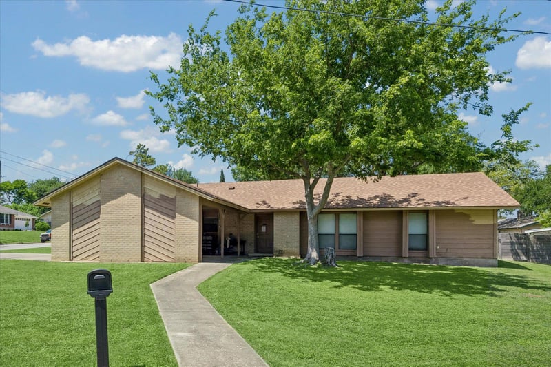 601 Meadowbrook DR, Georgetown, TX 78628