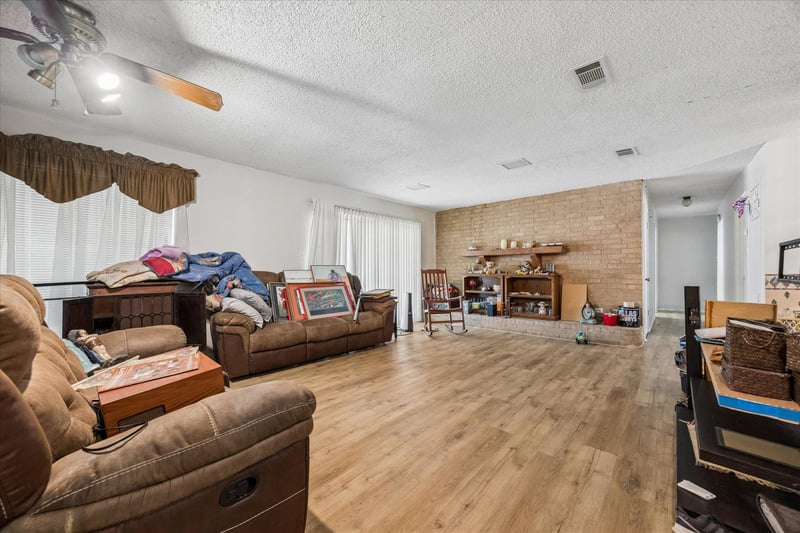 601 Meadowbrook DR, Georgetown, TX 78628
