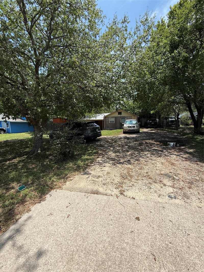 2703 Wheless LN, Austin, TX 78723