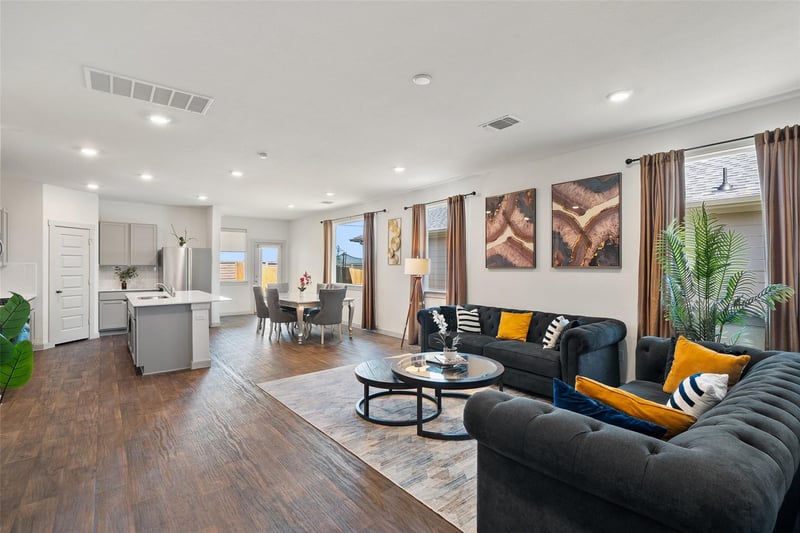 202 Barton Creek LN, Hutto, TX 78634