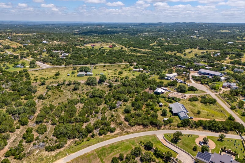 348 Vail River RD, Dripping Springs, TX 78620