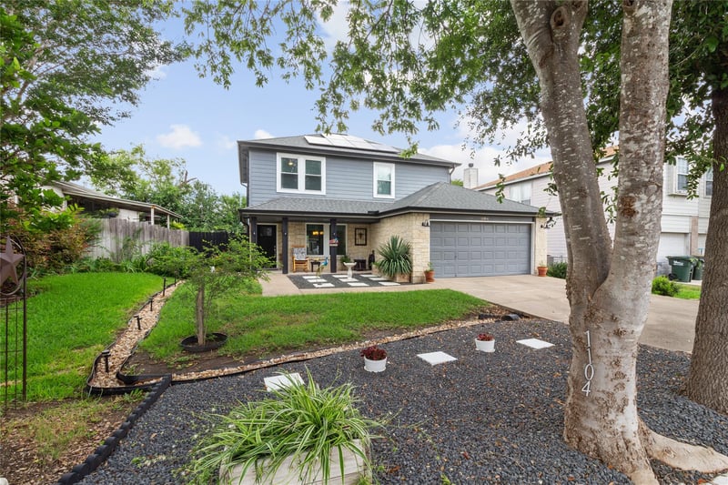 1104 Hilltop DR, San Marcos, TX 78666