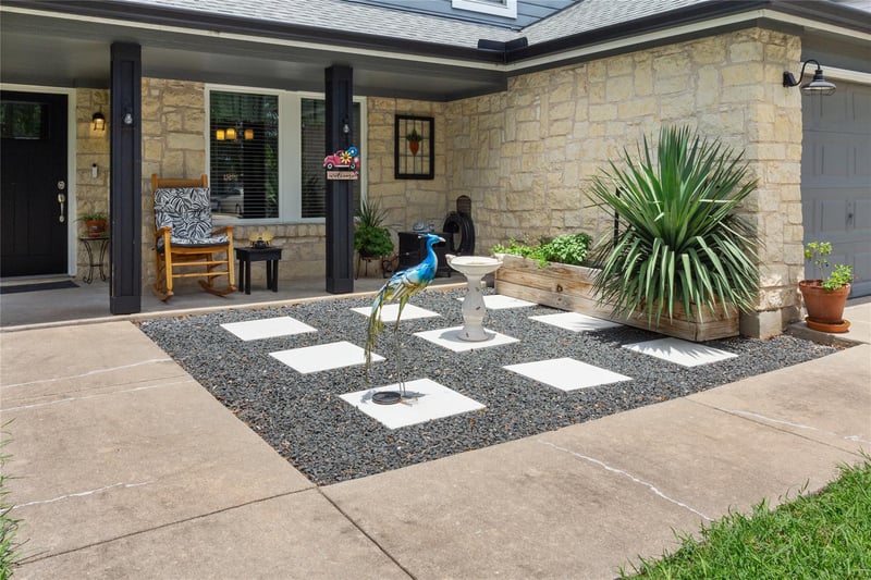 1104 Hilltop DR, San Marcos, TX 78666