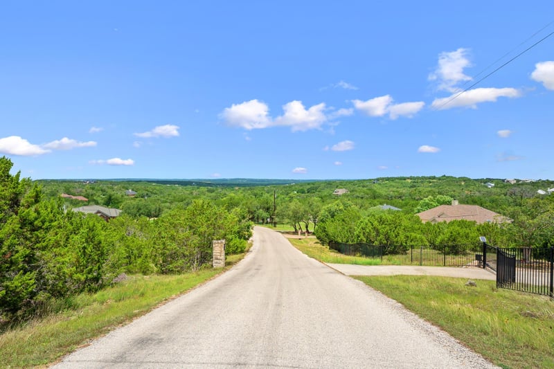 1029 Sunset Canyon DR, Dripping Springs, TX 78620