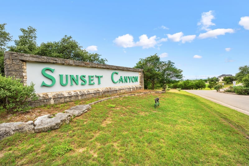 1029 Sunset Canyon DR, Dripping Springs, TX 78620