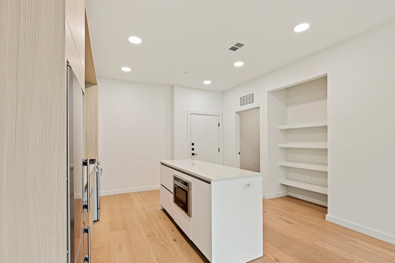 2209 1st ST #223, Austin, TX 78704