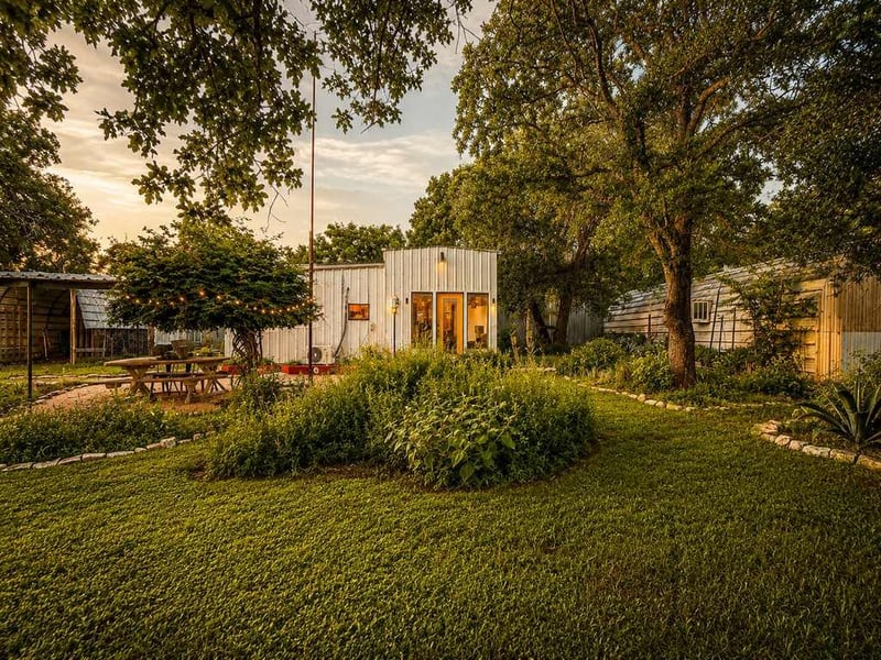 128 E Castlewood DR, Granite Shoals, TX 78654