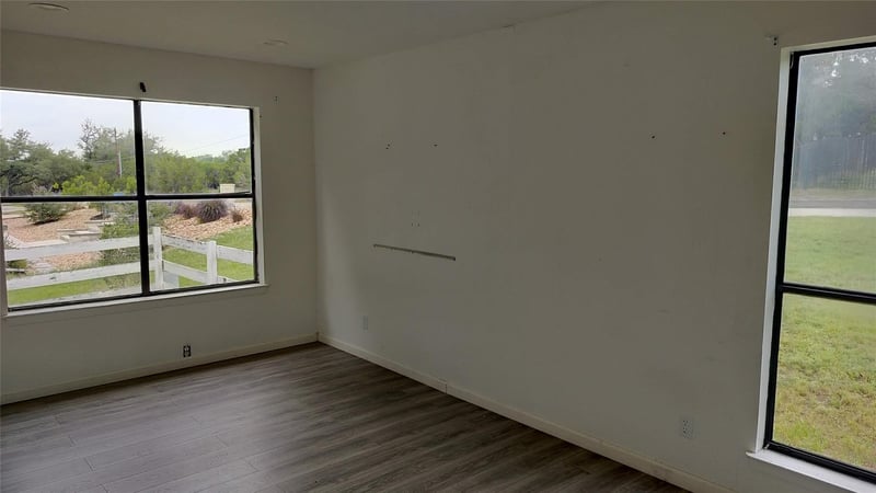 20707 Greenpark DR, Lago Vista, TX 78645