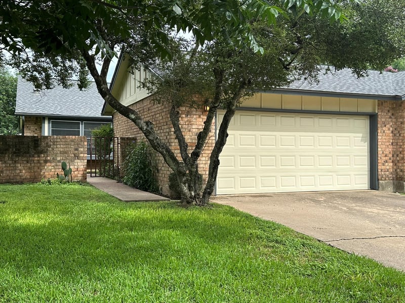 9217 Singing Quail DR #8E, Austin, TX 78758