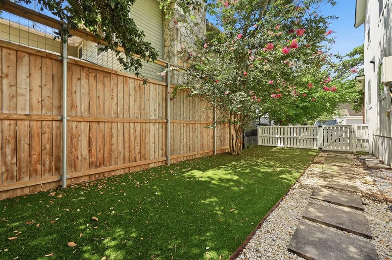 1903 30th ST #B, Austin, TX 78703