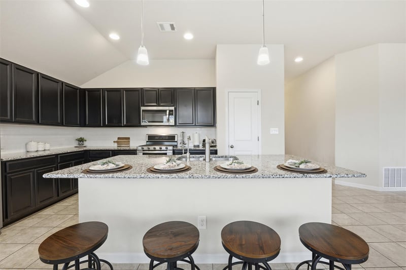 276 Gunnison Way, Kyle, TX 78640