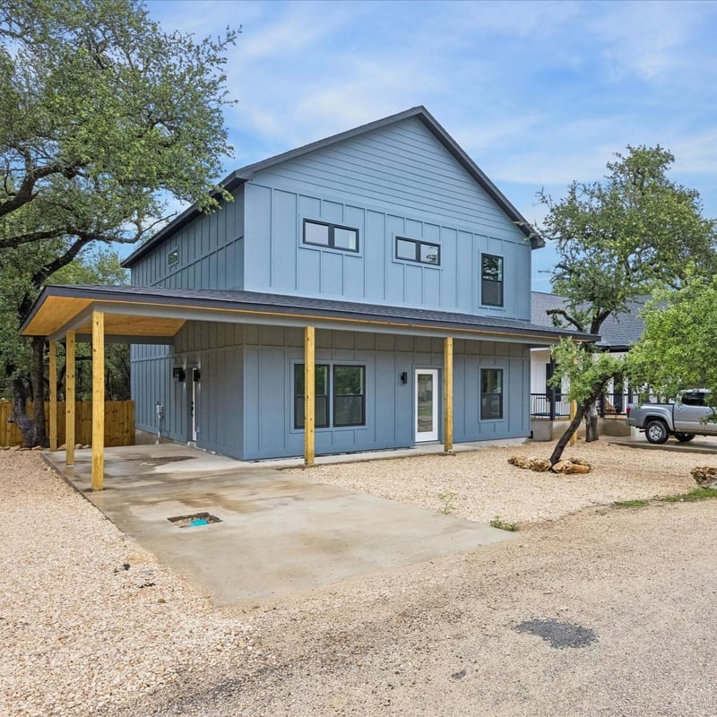 26 Wood Glen DR, Wimberley, TX 78676