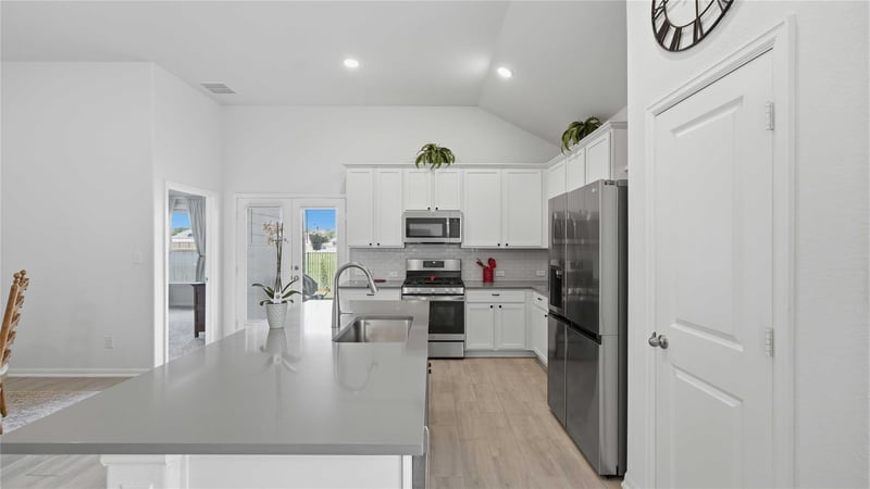 968 Blue Oak BLVD, San Marcos, TX 78666