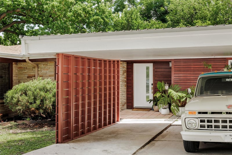2811 Fresco DR, Austin, TX 78731
