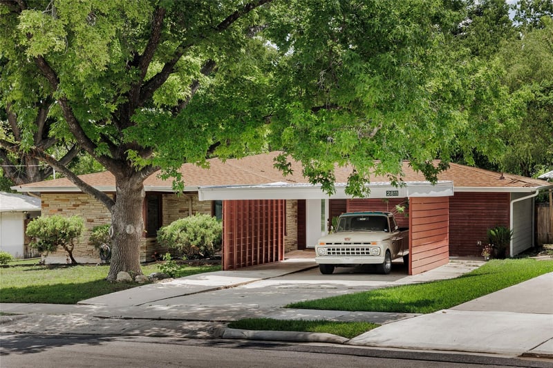 2811 Fresco DR, Austin, TX 78731
