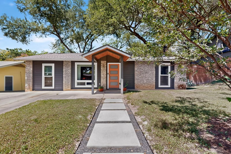 302 Rowland DR, Austin, TX 78745