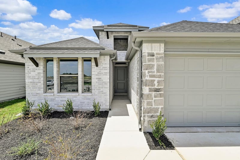 204 Melrose ST, Hutto, TX 78634