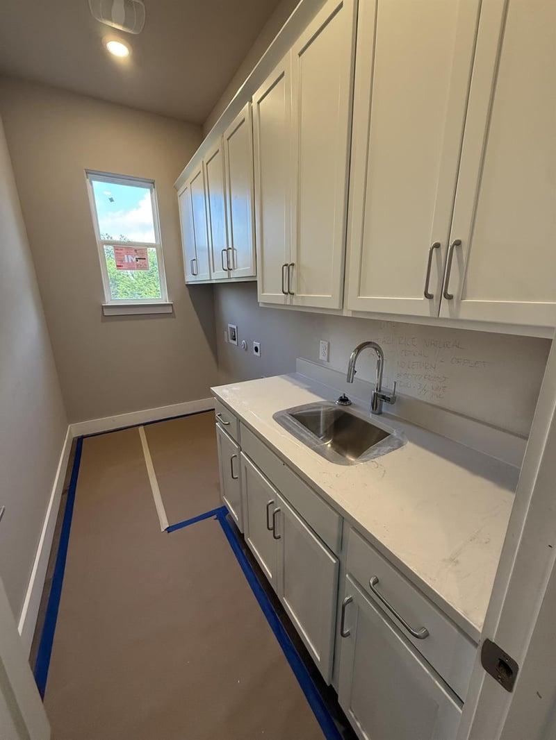 127 Riparian Elm RD, Bertram, TX 78605