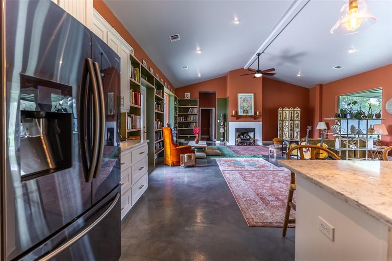 4082 Old Colony Line RD, Lockhart, TX 78644