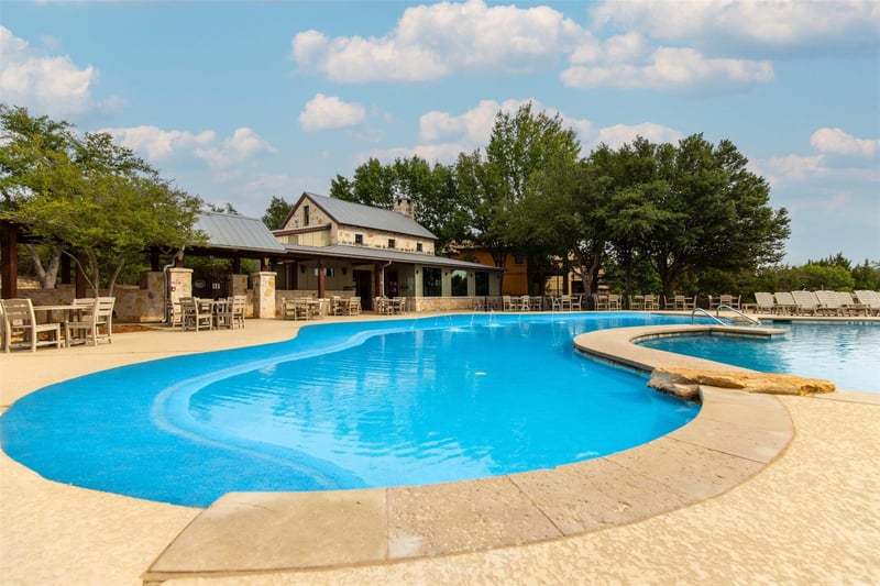 18905 Leisure LN, Jonestown, TX 78645