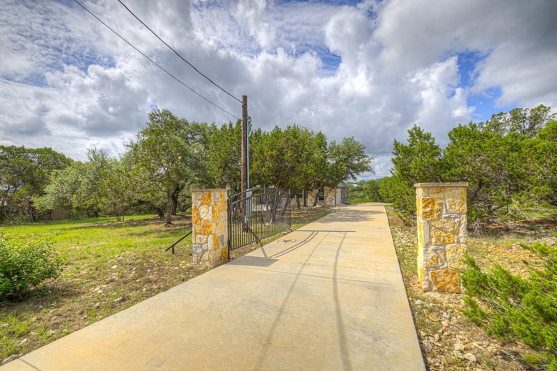562 Toye BLVD, Canyon Lake, TX 78133