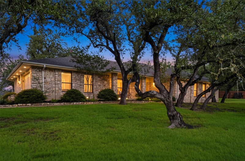1013 Hidden Hills DR, Dripping Springs, TX 78620