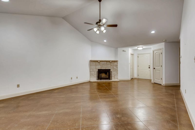 300 Venture BLVD, Lago Vista, TX 78645
