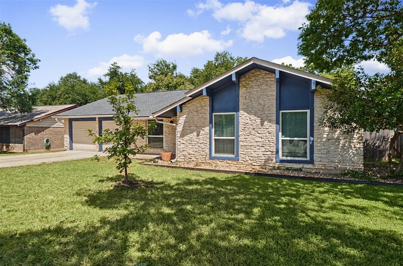 9007 W Pointer LN, Austin, TX 78758