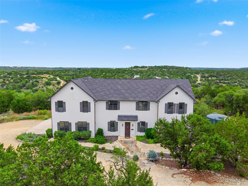 330 Gant RD, Dripping Springs, TX 78620