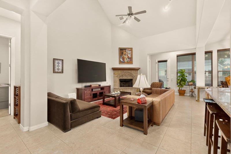 100 Orvieto CV, Liberty Hill, TX 78642