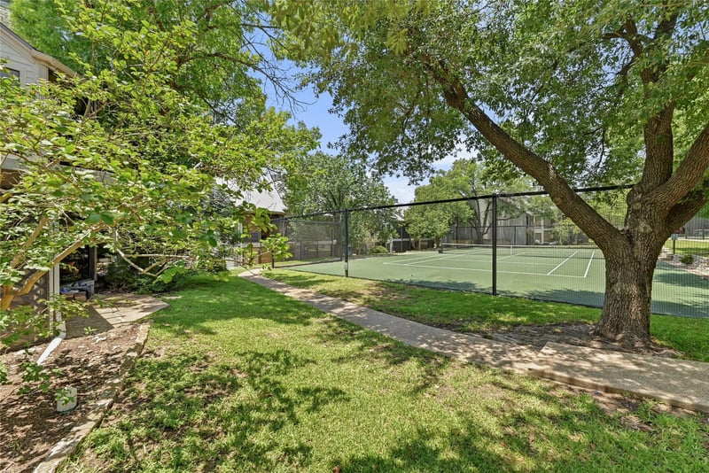 138 World Of Tennis SQ, Lakeway, TX 78738