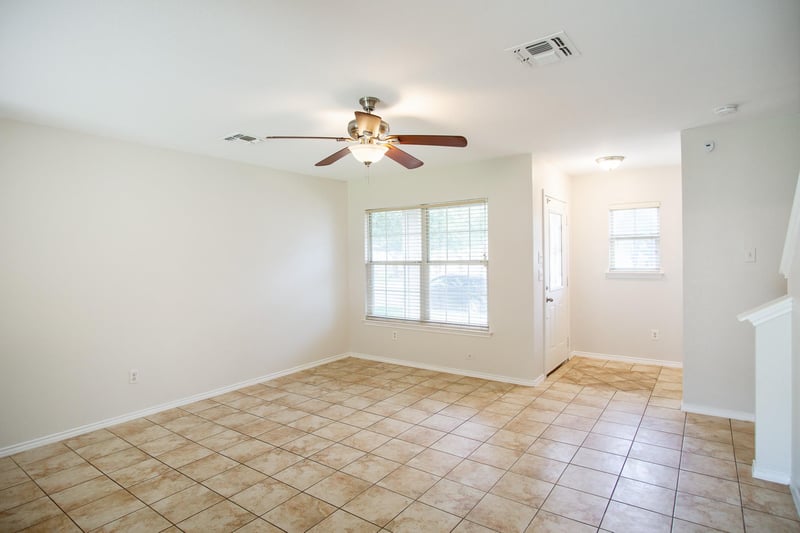 13408 Coomes DR, Del Valle, TX 78617