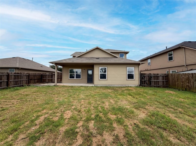 706 Luna Vista DR, Hutto, TX 78634