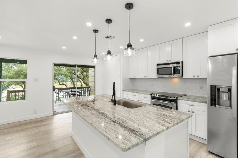 269 Venture BLVD, Point Venture, TX 78645