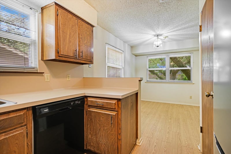 7306 Loganberry DR, Austin, TX 78745