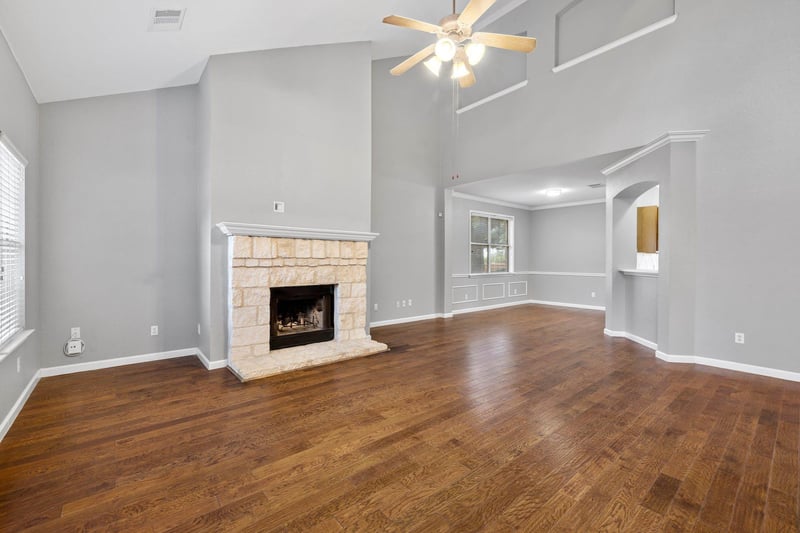 610 Haleys CV, Leander, TX 78641