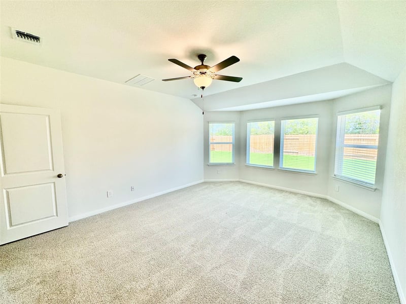 174 Coopers Hawk CRST, Cedar Creek, TX 78612