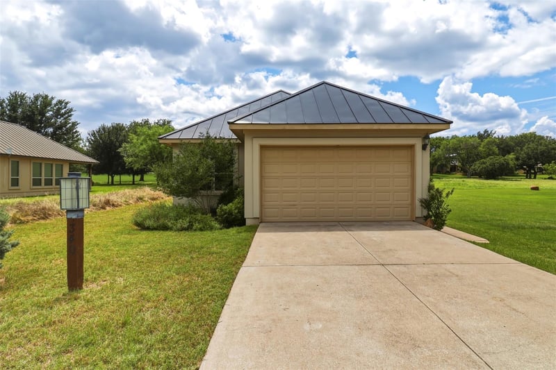 340 Sun Ray, Horseshoe Bay, TX 78657