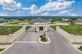 1941 Art Adams Way, Spicewood, TX 78669