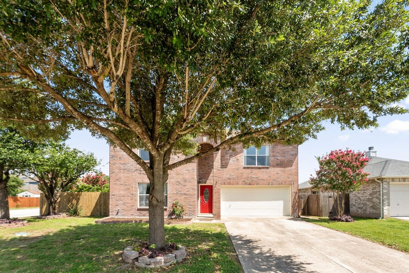 1713 Candlelight DR, Leander, TX 78641
