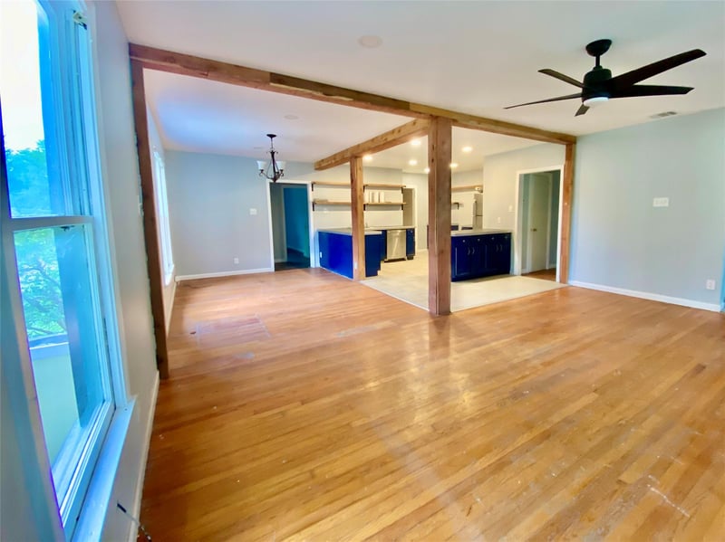 1133 Avenue C, Elgin, TX 78621