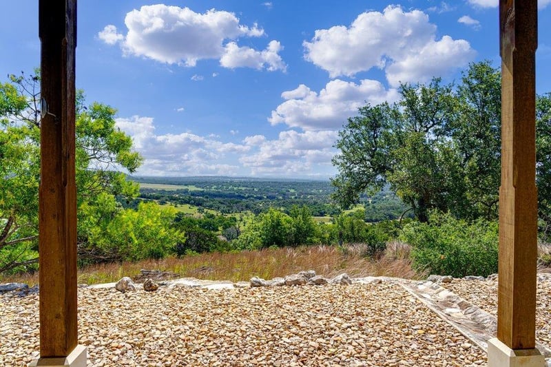 309 Ridgeview DR, Fredericksburg, TX 78624