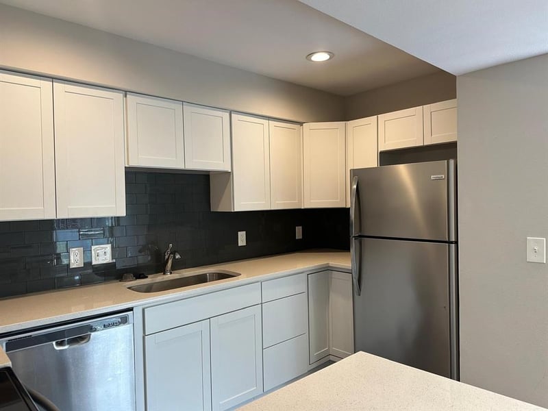 935 La Posada DR #241, Austin, TX 78752