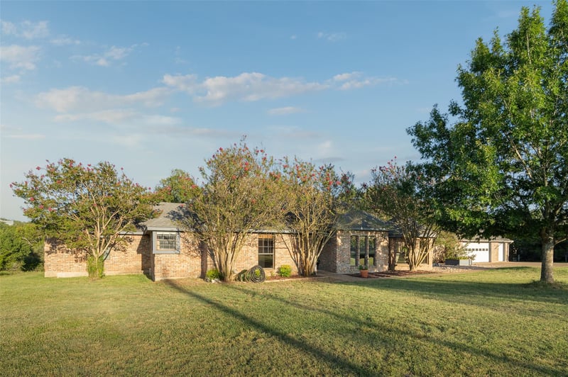 509 Roy Creek LN, Dripping Springs, TX 78620